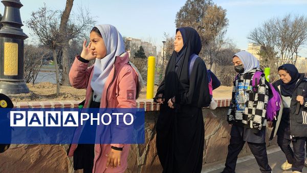 اردوی تفریحی سینما دانش‌آموزان دبستان شاهد حاج تقی آقابزرگ ناحیه یک مشهد