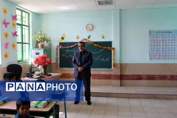 برگزاری جشن شکوفه‌ها در مدارس شهرستان بم 