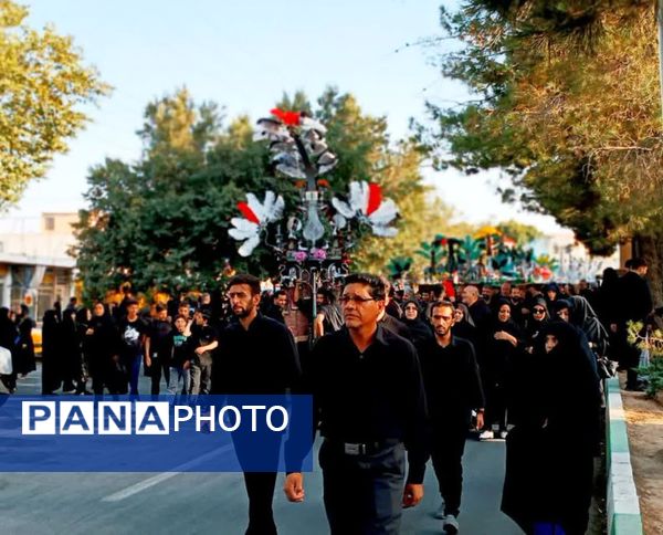 جاماندگان اربعین در شهرضا: اشک و امید در مسیر میدان حر تا امامزاده شاهرضا (ع)
