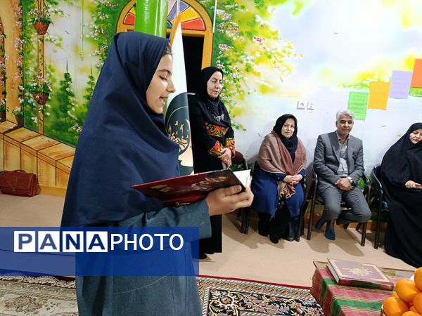 جشن یلدا در دبیرستان نمونه اندیشه 