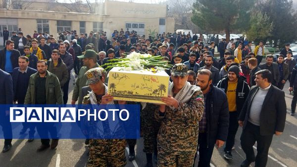 وداع شور انگیز با شهید گمنام در مدارس شهرستان اسکو
