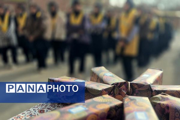 هفته فرهنگی و هنری «ماها» در دبیرستان فرزانگان۱