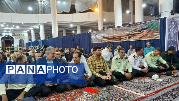 برگزاری آیین باشکوه گرامیداشت هفته دفاع مقدس در مصلی نظرآباد