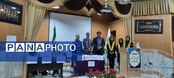 انتخابات مجلس و مجمع دانش‌آموزی متوسطه یک دختران شیروان