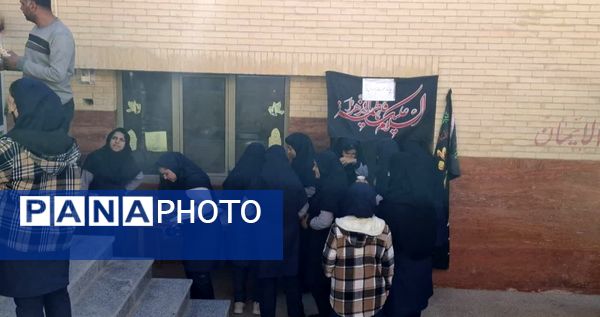 ایام فاطمیه و فضایی با نور و معنویت در دبیرستان نمونه محبوبی 