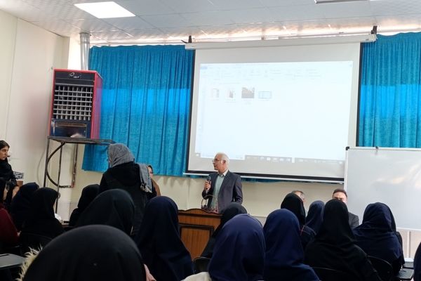 بیست و هشتمین گردهمایی کتاب گچ پژ در نیشابور 