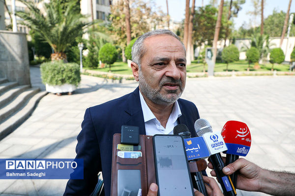 تصمیم گیری درخصوص افزایش سن ورودی‌های دانشگاه فرهنگیان بر عهده شورای عالی انقلاب فرهنگی است