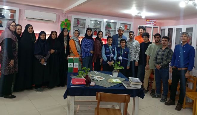 گردهمایی دوستانه شاعران نوجوان شیرازی در کانون پرورش فکری