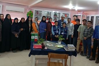 گردهمایی دوستانه شاعران نوجوان شیرازی در کانون پرورش فکری