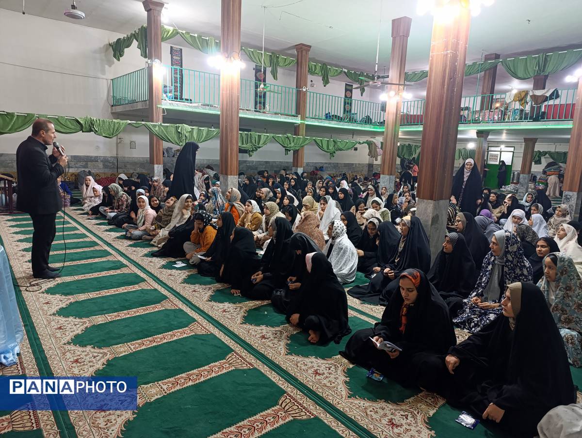 اعتکاف دانش‌آموزی در شهرستان سملقان 