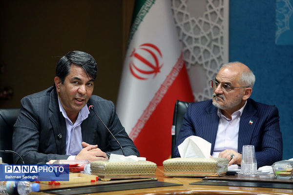 امضای تفاهم‌نامه‌ وزارت آموزش و پرورش و شرکت‌های خودروساری، صنعتی و معدنی کرمان