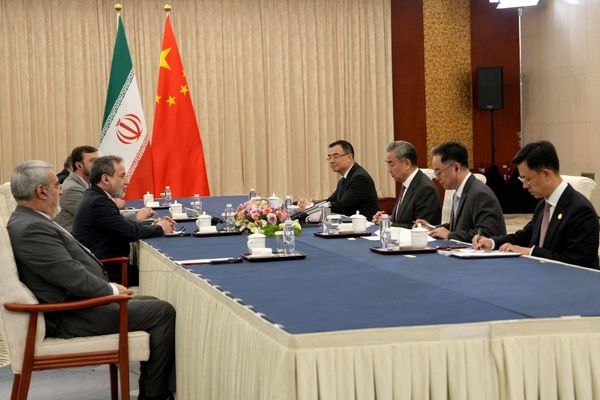 عراقچی همتای چینی خود را در جریان آخرین وضعیت تحولات متعاقب تجاوزات به ایران قرار داد