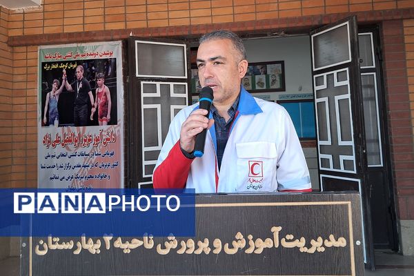 مراسم پدافند غیرعامل در دبیرستان بشارت بهارستاندو