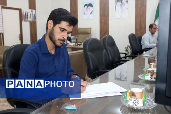 جلسه دبیرخانه استانی بیست و پنجمین جشنواره پرسش مهر ریاست جمهوری در بوشهر