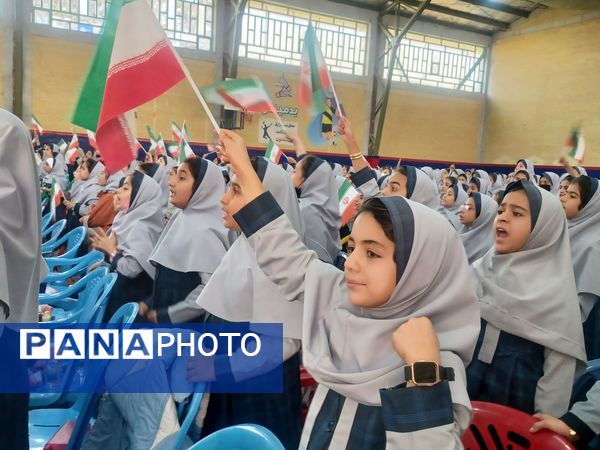 روزی پر نشاط و جان تازه در رگ‌های مدرسه