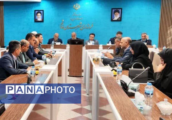 جلسه شورای آموزش و پرورش در فرمانداری خاتم 