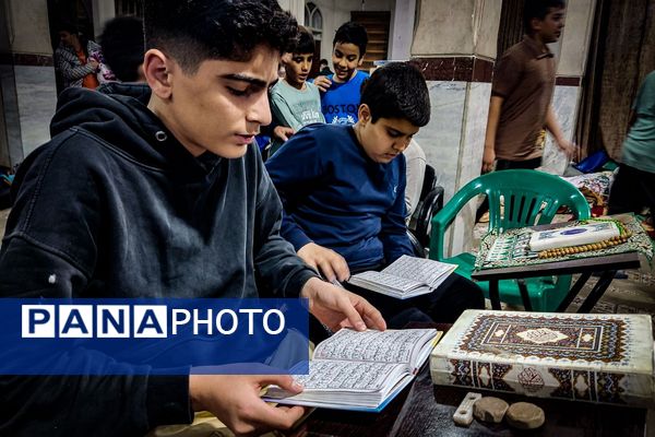 زمزمه‌های آرامش در هیاهوی نوجوانی 