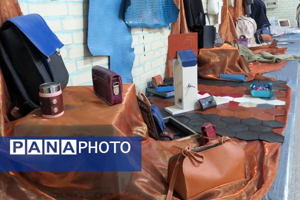 افتتاحیه هفته ماها و جشنواره فرهنگی هنری امید فردا