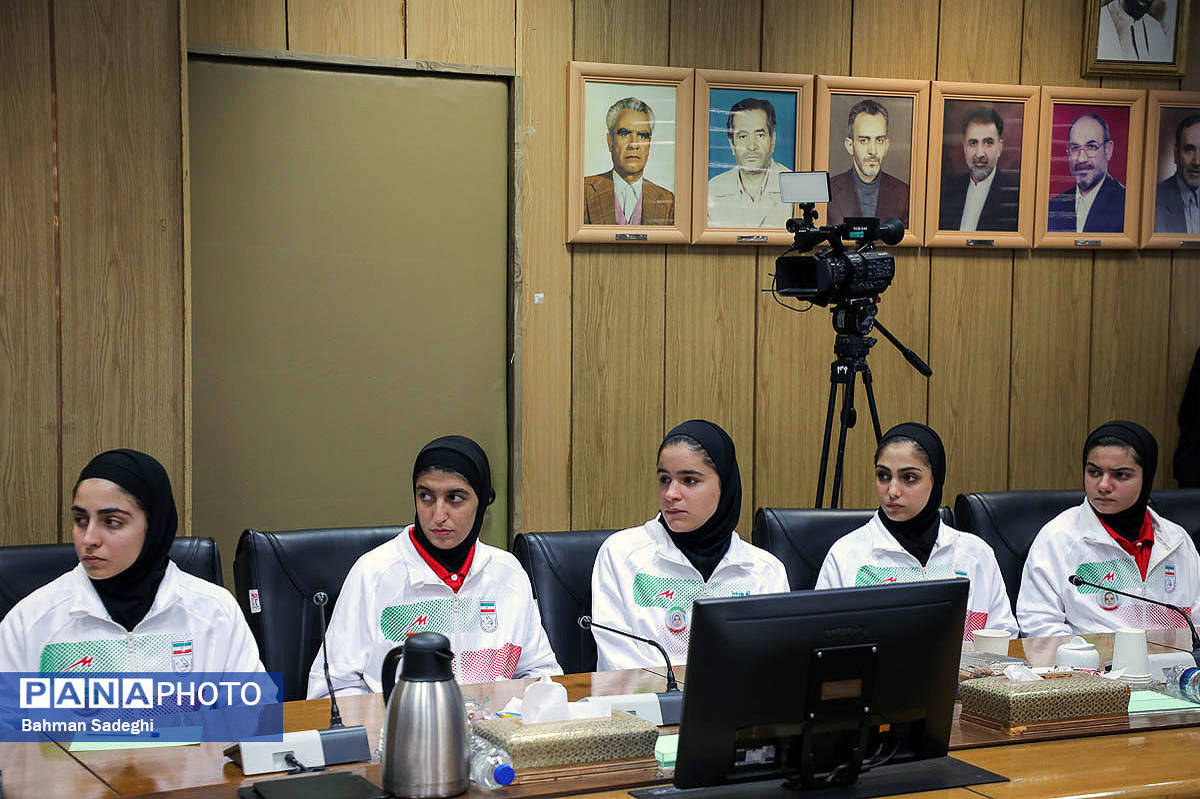 برای دفاع از نام ایران و افتخارآفرینی در جام جهانی به میدان می‌رویم