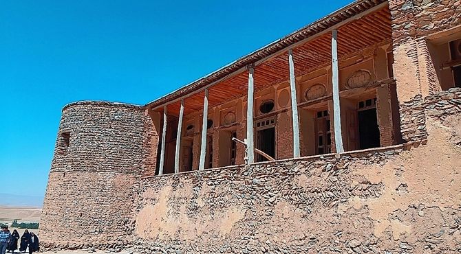 رازهای ناگفته بارده؛ سفری در دل قلعه‌ای که زمان را متوقف کرده است