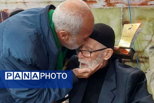 تجلیل از پیرغلامان و ستایشگران اهل‌بیت(ع) در آیین معنوی ایام فاطمیه در پیشوا