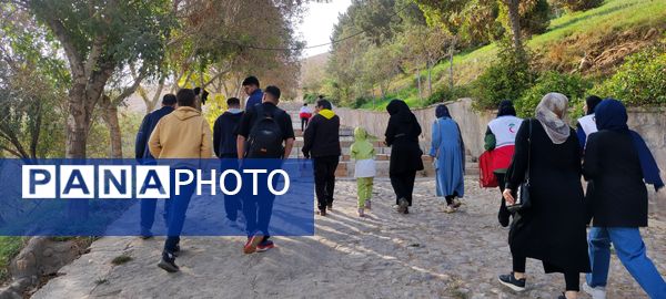 همایش همگانی پیاده‌روی خانواده بزرگ دانشگاه آزاد اسلامی شهرستان شیروان
