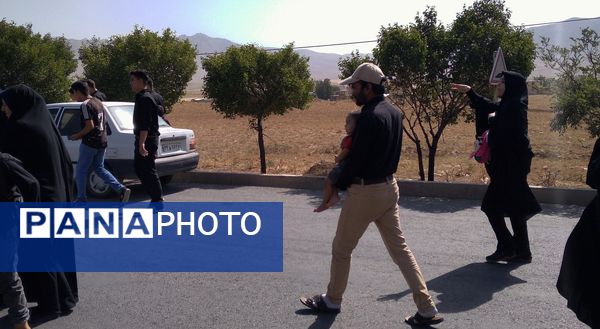 قدم‌های عاشقی از نافچ تا وردنجان به یاد کربلا