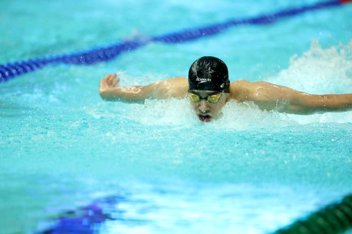 صعود سه شناگر ایرانی به نیمه‌نهایی رقابت‌های شنای بازی‌های کشورهای اسلامی