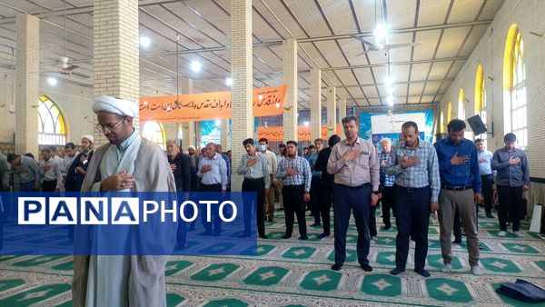 ندای آزادی مردم فلسطین در نماز جمعه این هفته حاجی‌آباد طنین انداز شد