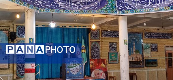 نماز جمعه باشکوه و آیین تجلیل از برگزیدگان رویداد «دختران حاج قاسم» 