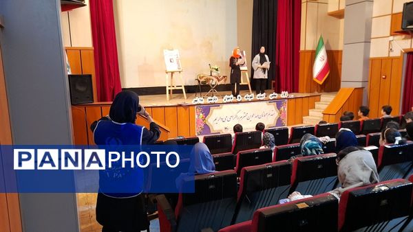 گرامیداشت روز ملی ادبیات کودک و نوجوان در کانون پرورش فکری کودکان و نوجوانان کرج