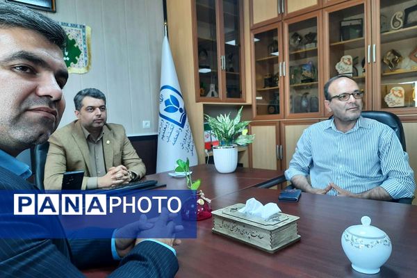 دیدار دانش آموزان پیشتاز پاکدشت با مدیرکل آموزش و پرورش شهرستانهای تهران