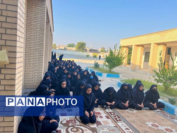 آغاز روز دانش‌آموزان رودخانه با قرائت زیارت عاشورا