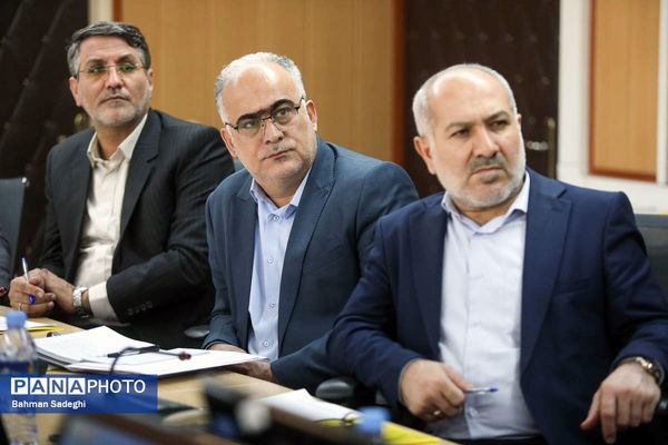 اولین جلسه دبیرخانه اجرایی الگوی مدرسه تراز سند تحول بنیادین