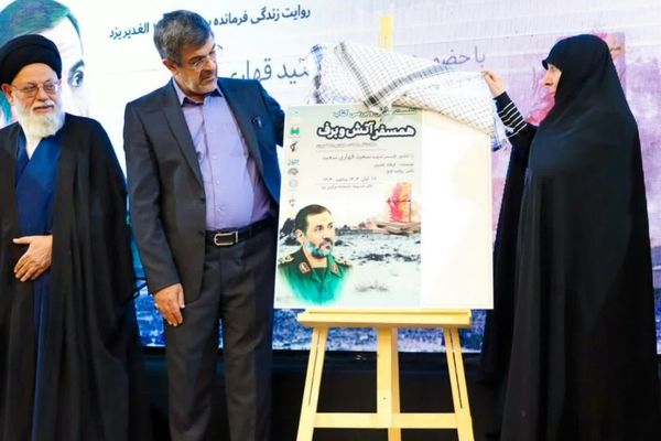 رونمایی از کتاب «همسفر آتش و برف»؛ روایتی از زندگی سردار شهید سعید قهاری