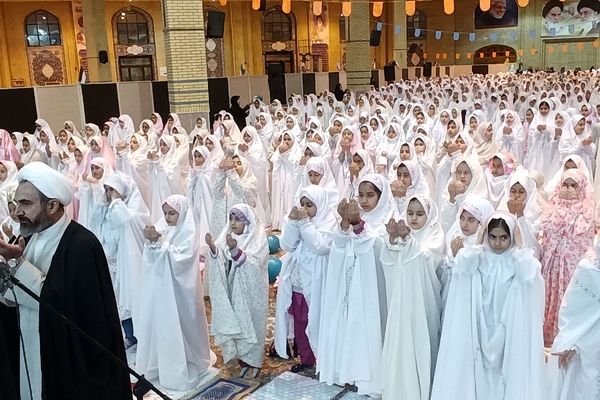 جشن روزه اولی‌ها در شهر ایلام
