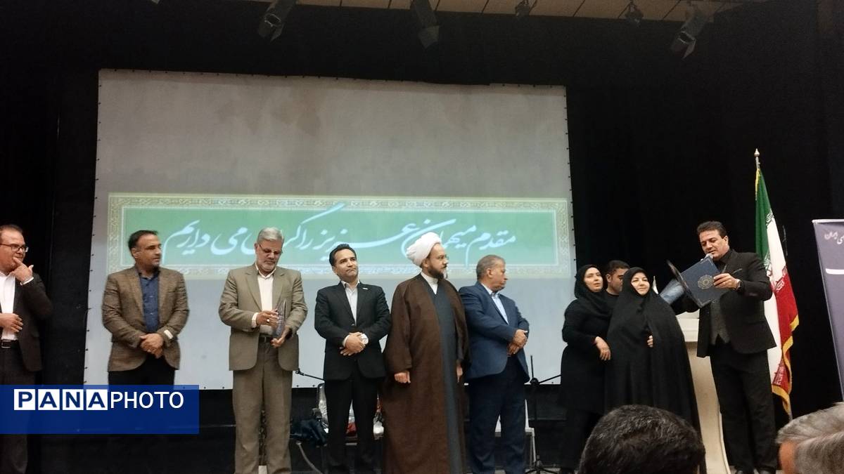 شب شعر در شهرستان خلیل‌آباد 