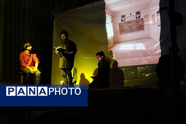 اجرای نمایش سلام همکلاسی در حسینه شهربار نیشابور