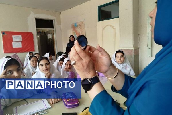 برگزاری کارگاه آموزشی مدرسه علوم تجربی ویژه دانش‌آموزان ابتدایی در پژوهشسرای دکتر حسابی شهرقدس