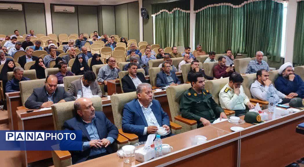 جلسه شورای اداری در شهرستان خلیل آباد