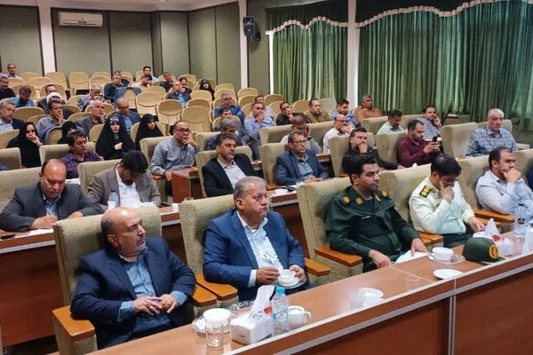 جلسه شورای اداری در شهرستان خلیل آباد