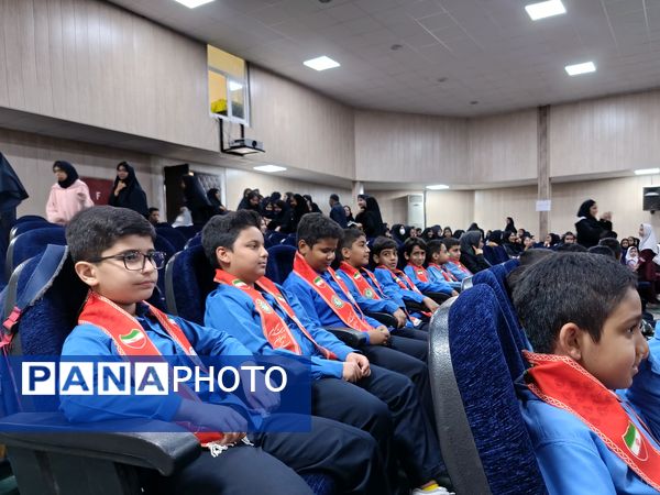 یادواره شهدای فرهنگی و دانش‌آموز شهرستان حاجی آباد