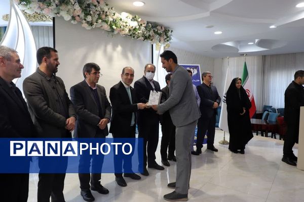 تجلیل از پژوهشگران برتر آموزش و پرورش استان آذربایجان شرقی