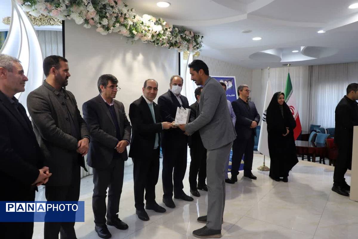 تجلیل از پژوهشگران برتر آموزش و پرورش استان آذربایجان شرقی