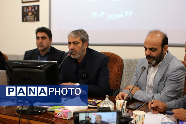 نشست خبری معاون مدیرکل و مدیر آموزش‌و‌پرورش کاشان با اصحاب رسانه