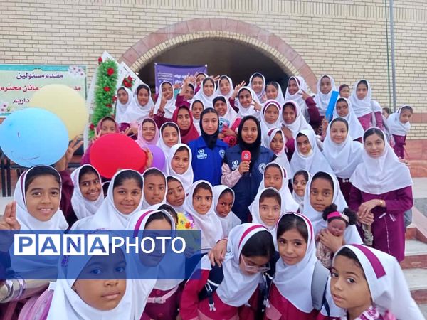جشن «هفته سلامت روان» در مدرسه شهید سمیه میناب