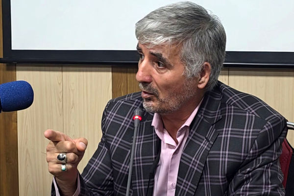 مجلس دانش‌ آموزی باید مدرسه ای تربیتی باشد