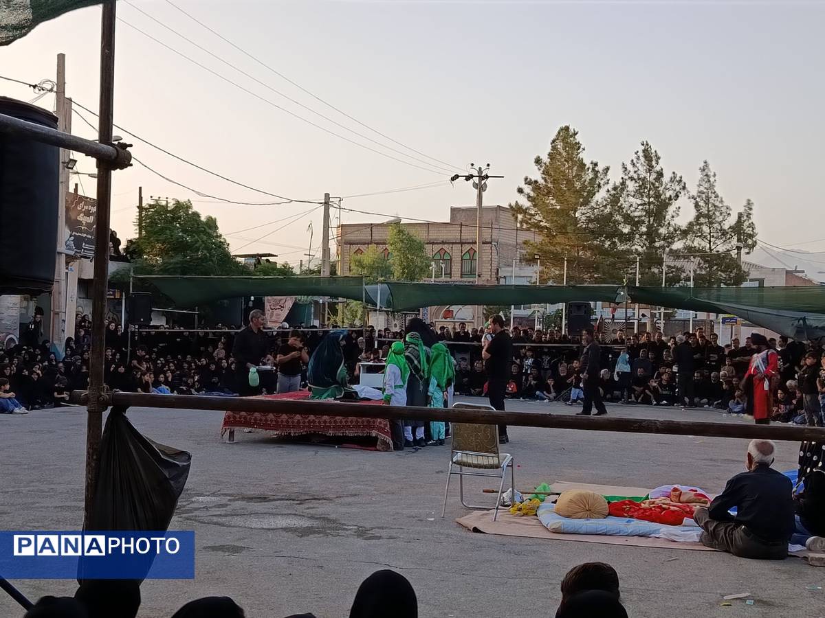 تعزیه خوانی روز عاشورا در دهستان رزق‌آباد