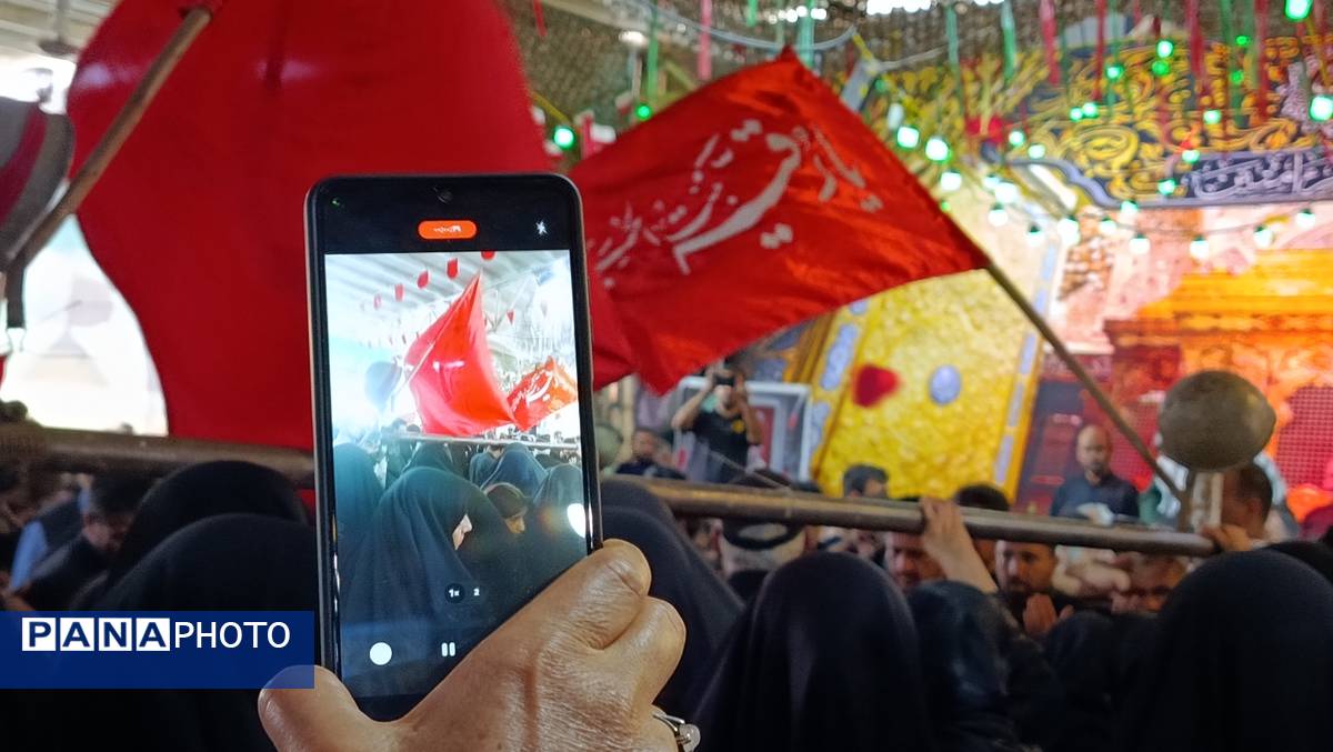 تشییع پیکر دو تن از شهدای جنگ تحمیلی رژیم صهیونیستی همزمان با مراسم تاسوعای حسینی ، در شهرستان ملارد