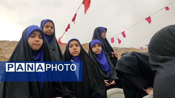 تجدید میثاق مردم صفادشت با شهدای گمنام